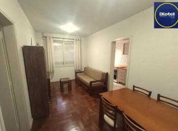 Sala de Estar · APARTAMENTO MOBILIADO E COM VAGA NO MENINO DEUS