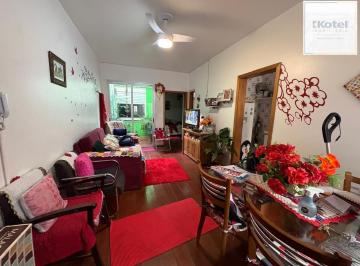 Apartamento · 32m² · 1 Quarto · Apartamento 1 dormitório próximo Shopping Praia de Belas