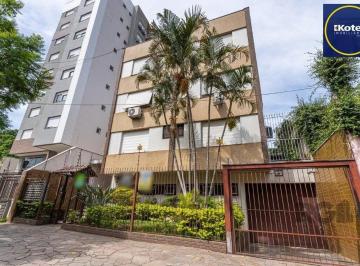 Apartamento · 65m² · 2 Quartos · Apartamento de 2 dormitórios no Petrópolis térreo