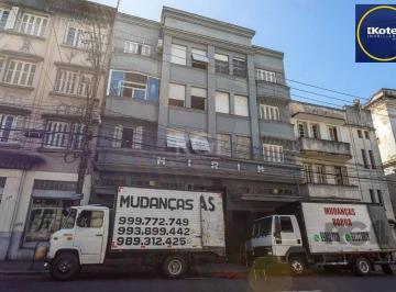 Apartamento · 58m² · 2 Quartos · Apartamento de dois dormitórios e uma banheiro, 57,83m² privativos, junto ao Sho