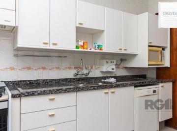 Apartamento Venda de 3 quartos · Vende-se amplo apartamento 3 quartos c/ suíte, 2 vagas, living com sacada e vist