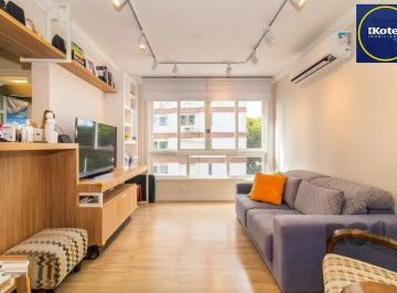 Apartamento · 110m² · 3 Quartos · 2 Vagas · Vende-se belo apartamento a 2 quadras do Parcão, 3 quartos com suíte e vaga cobe