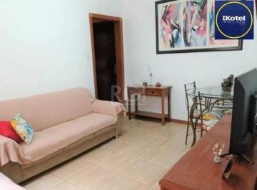 Apartamento · 56m² · 2 Quartos · Apartamento no Menino Deus de 2 dormitórios e dependência térreo com pátio