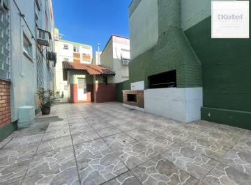 Apartamento · 77m² · 4 Quartos · Amplo apartamento 3 dormitórios, bairro Petrópolis.