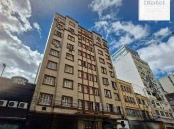 Apartamento · 84m² · 3 Quartos · Apartamento no Centro de 3 dormitórios DESOCUPADO
