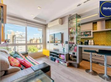 Apartamento · 78m² · 2 Quartos · 1 Vaga · Apartamento semi mobiliado de 2 dormitórios no Petrópolis
