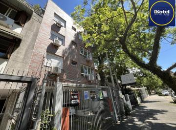 Apartamento · 65m² · 2 Quartos · 1 Vaga · Apartamento de 2 quartos, suíte e 1 vaga de garagem no bairro Santana em POA/RS