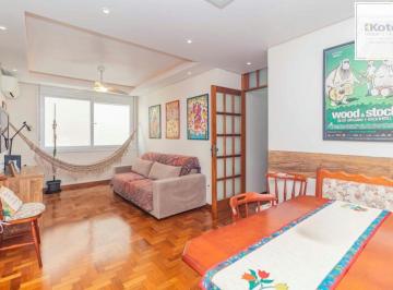 Apartamento · 93m² · 3 Quartos · 1 Vaga · Apartamento 3 quartos, 1 suíte, 2 vagas no Petrópolis.