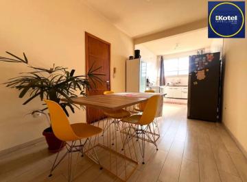 Apartamento · 108m² · 3 Quartos · Apartamento 3 dormitórios em Frente a Faculdade de Odonto  e  Hosp. Clínicas
