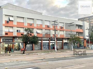 Apartamento · 70m² · 2 Quartos · Apartamento de 2 Dormitórios totalmente reformado com churrasqueira