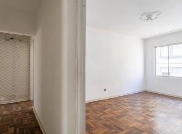 Apartamento · 89m² · 3 Quartos · Apartamento de 3 dormitórios com 88 metros privativos e elevador no Centro