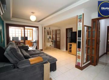 Apartamento · 80m² · 2 Quartos · 2 Vagas · Apartamento com 2 dormitórios e jardim perto do Jardim Botânico