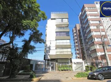Apartamento · 119m² · 3 Quartos · 2 Vagas · Apartamento de 3 dormitórios, suíte e 2 vagas de garagem no bairro Petrópolis em
