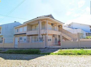 Casa · 116m² · 2 Quartos · 3 Vagas · Casa térrea de 2 dormitórios e 3 vagas de garagem na Vila Ipiranga em Porto Aleg
