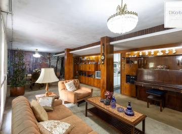 Apartamento · 149m² · 3 Quartos · 1 Vaga · Apartamento frente à fundos, 3 dormitórios, 1 vaga escriturada - Centro Históric