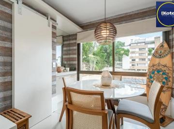 Apartamento · 97m² · 3 Quartos · 2 Vagas · Apartamento de 3 dormitórios com 1 suíte, semimobiliado.