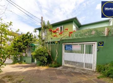 639ww8mo0mtxy233nrubb1c6sjnm · Casa à venda - em Petrópolis