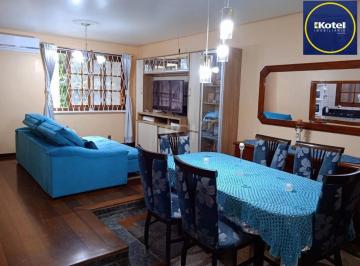 Apartamento · 128m² · 3 Quartos · 1 Vaga · Apartamento com 128.25m², 3 dormitórios, sendo 2 suites, 1 vaga, Petrópolis,