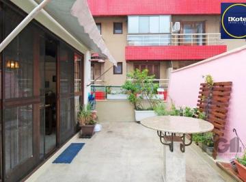 Apartamento · 134m² · 3 Quartos · 2 Vagas · Excelente cobertura de 134m² com 3 dormitórios e 2 vagas.