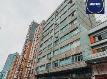 Apartamento · 29m² · 1 Quarto · Apartamento no Centro de 1 dormitório DESOCUPADO
