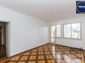 Apartamento · 126m² · 3 Quartos · Excelente apartamento de 126m² com 3 dormitórios e sacada.