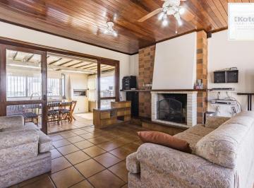 a5l464hiral1t27rry7cpyzwdvvu · Apartamento à venda - em Menino Deus