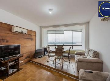 Apartamento · 148m² · 3 Quartos · Apartamento de 3 quartos com vista para o rio á venda