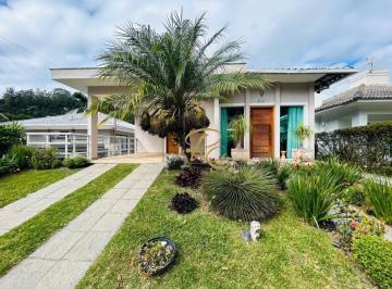 Casa · 282m² · 4 Quartos · 2 Vagas · Casa - Posse