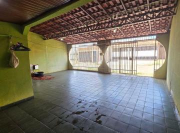 Casa de 4 quartos, Brasília · casa 4 quartos + apartamento a venda em QNO 5 CEILÂNDIA