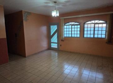 Apartamento de 3 quartos, Gama · Vende-se um prédio com 2 apartamentos e 2 lojas na Qd 45 da SHIS Leste Gama