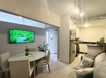 Apartamento de 2 quartos, Florianópolis · Vende-se apartamento mobiliado ao lado da Praça XV – moderno e pronto para morar