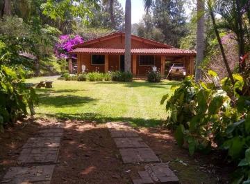 Rural · 10000m² · 3 Quartos · 30 Vagas · Sítio a venda em Pedra Bela 4 lagos casa e piscina 630 mil!