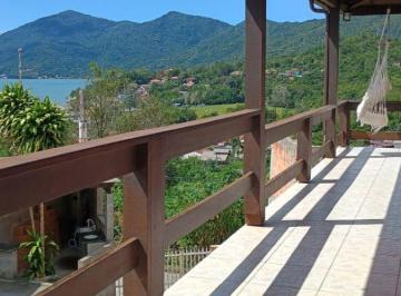 Casa de 3 quartos, Florianópolis · Casa à venda no Ribeirão da Ilha – recém reformada, espaçosa e com vista permanente para o mar!