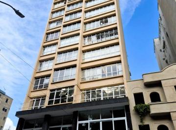 Comercial de 2 quartos, Curitiba · Sala Centro