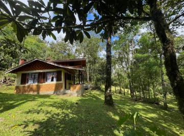 lateral · Casa - Bocaina de Minas