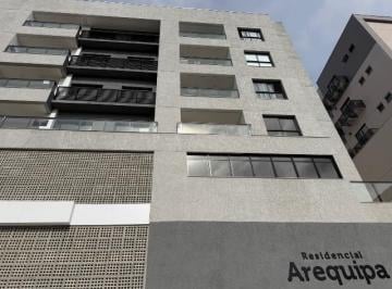 Foto 06 · Apartamento à venda em Balneário Camboriú-SC: 2 quartos, 1 suíte, 2 salas, 1 vaga de garagem, 60,00 