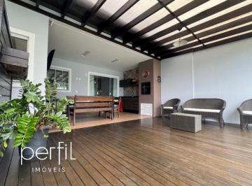 Foto 01 · Casa de 3 quartos à venda em Joinville-SC, Bairro Bom Retiro, 230,38m² de área total