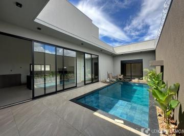 Foto 01 · Casa, Praça Alto Umuarama, Uberlândia, MG