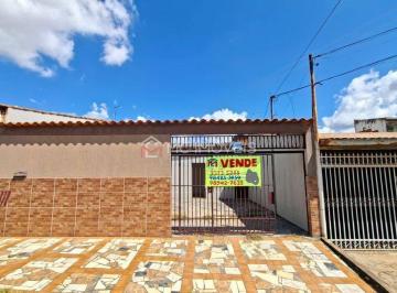 Casa · 3 Quartos · 4 Vagas · Casa à Venda na QNO 15 Conjunto C