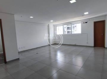 Comercial · 42m² · 1 Vaga · Sala Comercial 42m² no Edifício Dubai com Vaga, Copa e Banheiro