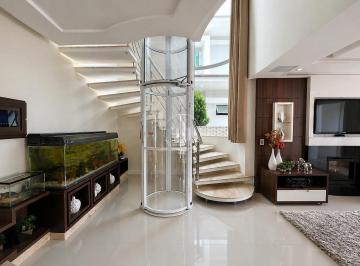 Casa · 420m² · 3 Quartos · 2 Vagas · Casa 3 Quartos com elevador - Pedra Branca