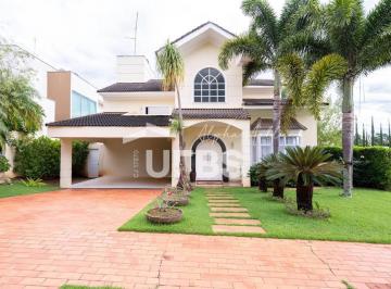 Casa · 322m² · 4 Quartos · 4 Vagas · Sobrado no Alphaville Ipês