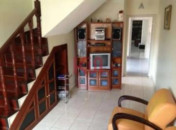Casa · 175m² · 3 Quartos · 2 Vagas · Imperdível! Casa à venda na Vila Gumercindo, São Paulo-SP, com 3 quartos, 1 suíte, 4 banheiros, 2 va