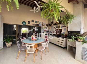 Casa de 3 quartos, Goiânia · CASA TERREA 190MT 3 SUITES PORTAL DO SOL II