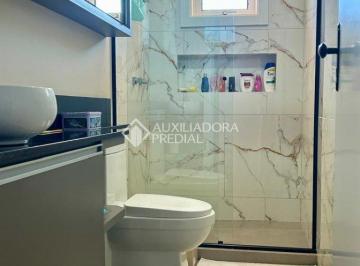 Casa · 136m² · 3 Quartos · Casa com 3 dorm. sendo uma suite, cozinha,