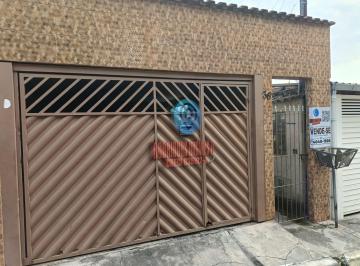 Casa · 6 Quartos · 1 Vaga · Sobrado com 3 casas, em Vila Yolanda - São Paulo
