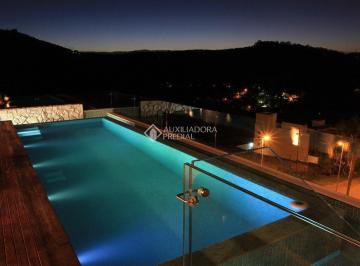 Casa · 625m² · 4 Quartos · 4 Vagas · 4 suites -Casa em condomínio de Alto padrão