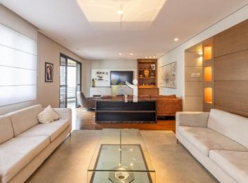 Apartamento · 220m² · 4 Quartos · 4 Vagas · Apartamento a venda e Moema fora de rota com 220m², 4 dormitórios sendo 2 suítes e 4 vagas.