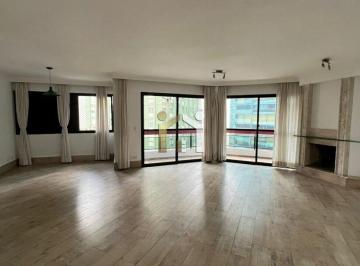 Apartamento · 143m² · 3 Quartos · 2 Vagas · Apartamento no Itaim com 143m², 3 dormitórios sendo 1 suíte e 2 vagas de garagem.