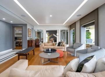 Apartamento · 275m² · 4 Quartos · 4 Vagas · Apartamento com 275m², em moema. 3 suítes 4 vagas